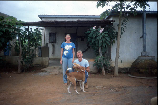 003_OurHouseWithToila&Fini