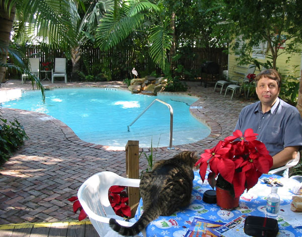 FL082