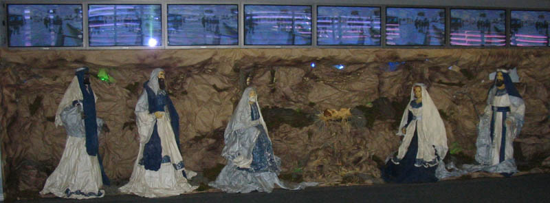 01 AirportNativity